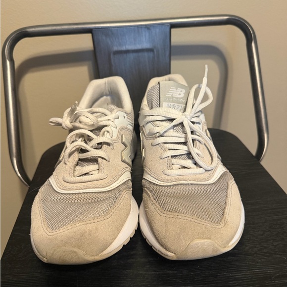 New Balance 997H Taupe Gray Suede Mesh Sneakers Women’s 7.5 - Picture 3 of 16